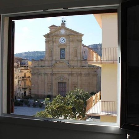 Solemar Sicilia - Piazza Duomo Bagheria Exterior photo
